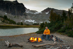 I break out the tripod one more time, to show what a great campsite it is here. Truly alone, the fire keeps me company.
