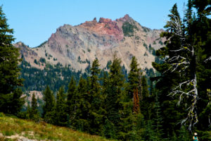 The red rock of Devils Horn is unmistakable sticking up like a sore thumb along the ridge.
